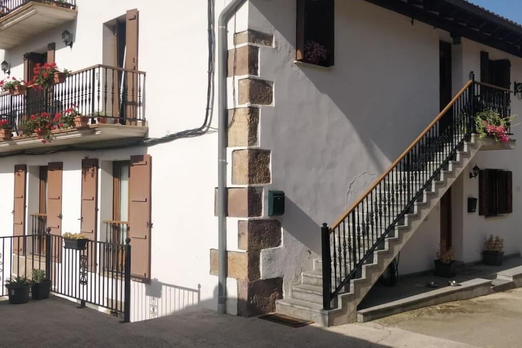 Gartzinea, Amplia Y Preciosa Vivienda Rural Apartment Ezkurra Ngoại thất bức ảnh